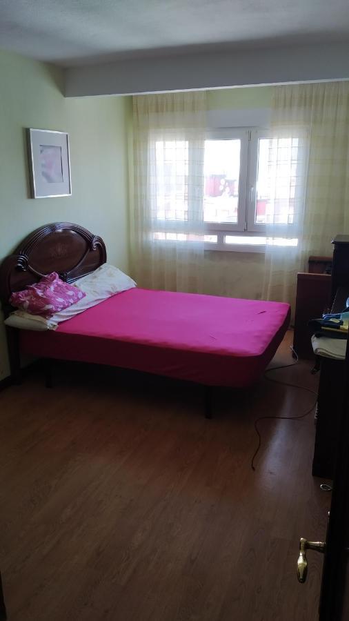 Апартаменты Habitacion Хихон Экстерьер фото